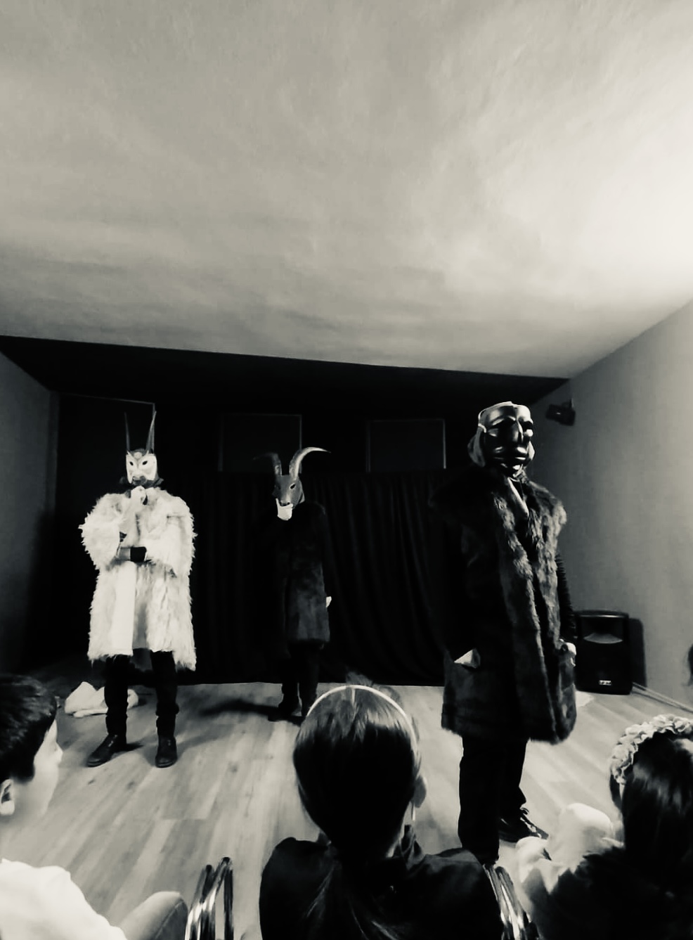 Spettacolo “Carrasegare”, compagnia teatrale Il Crogiuolo